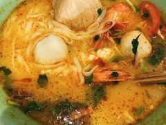 -越弥越南传统美食馆