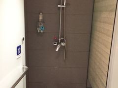 -红方格精致酒店(泸州金融中心万象汇店)