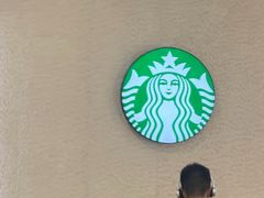 -星巴克臻选(莘庄仲盛店)