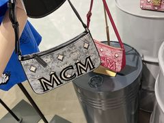 -MCM(比斯特上海购物村店)