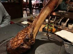 -恰餐厅及酒吧 CHAR Bar & Grill (北京丽都皇冠假日店)