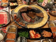 -青瓦炭韩潮烤肉(花园道店)
