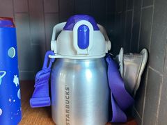 -星巴克(西安曲江银泰店)