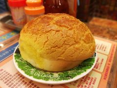 招牌菠萝包-金华冰厅