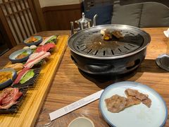 -明洞阿姨·韩式酱蟹烤肉·创意料理(三元桥店)