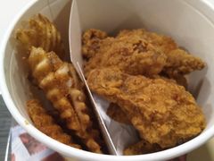 -麦当劳(湛江大厦店)