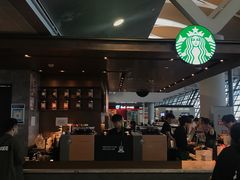 -星巴克(浦东机场T2到达店)