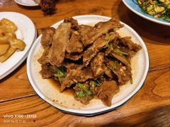 -蒙艾里民族传统菜蒙餐