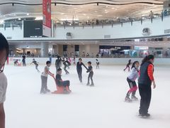 -冰纷万象滑冰场(沈阳万象城店)