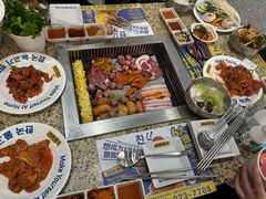 -阿亲家·韩式无限烤肉(花果园店)