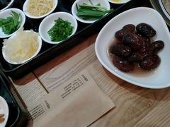 -妈妈故事米线(市府恒隆店)