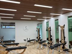 -Isofit 普拉提·婵柔工作室