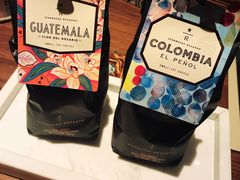 -星巴克臻选(南京艾尚天地店)