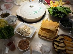-小骨煲金华砂锅(转塘金街美地店)