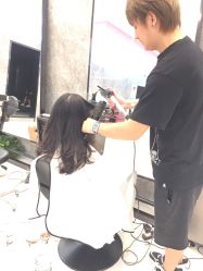 -TONI&GUY