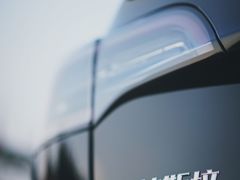 -TESLA 特斯拉(广州天环广场体验店)