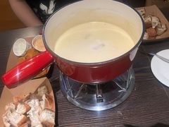 -瑞食酒馆 La Taverne Suisse