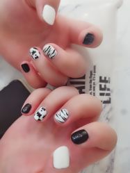 -雪奈传统美甲美睫