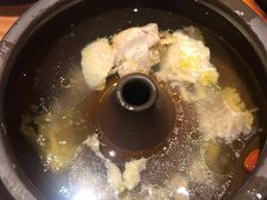 -云海肴·汽锅鸡·云南菜(天山百盛优客店)