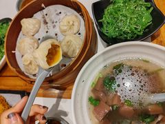 -馋三尺蟹粉小笼(人民广场店)