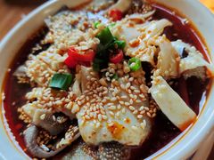 -炉小二铜锅牛蛙•川湘菜(三里屯店)