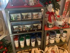 零售区-星巴克(杭州嘉里中心4F店)
