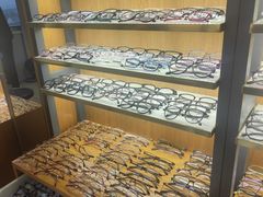 -优医视平价眼镜蔡司依视路折扣工厂店(德胜门店)