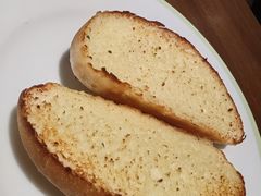 蒜香烤面包-萨莉亚(巴黎春天成山店)