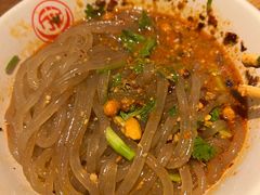 -万记麻辣烫国展总店