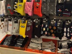 -H&M(鹏欣水游城店)