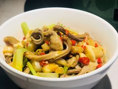 -费大厨辣椒炒肉(黄兴中心广场店)