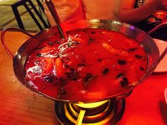 -拾光音乐餐酒吧(告庄星光夜市店)