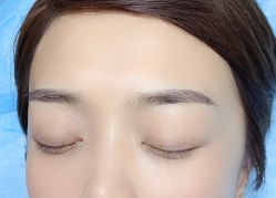 点击看大图 -Yue Show馨选·半永久纹眉纹眼线