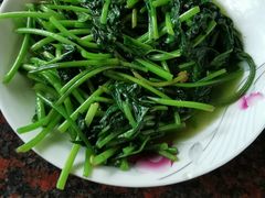 柴火农家菜-大本营竹筒饭