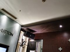 -乐潮汇时尚量贩式KTV(嘉业国际城购物中心店)