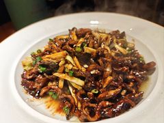 -魏铭鱼头捞饭(晋阳路店)