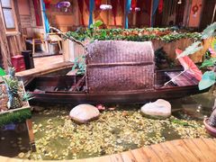 -老滇山寨•云南特色菜•地方菜•民族风情歌舞表演(金碧店)