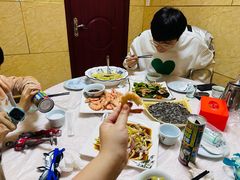 -宾朋海鲜饭庄(兴海路店)