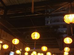 -Lanterns Vietnamese Restaurant