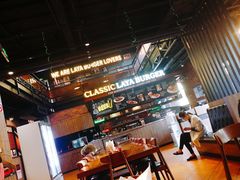 -拉亚汉堡经典餐厅(商城路店)