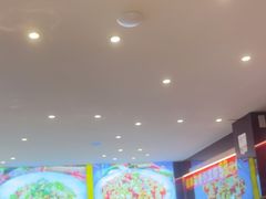 -川流不息·地道川菜·小龙虾(松东路店)