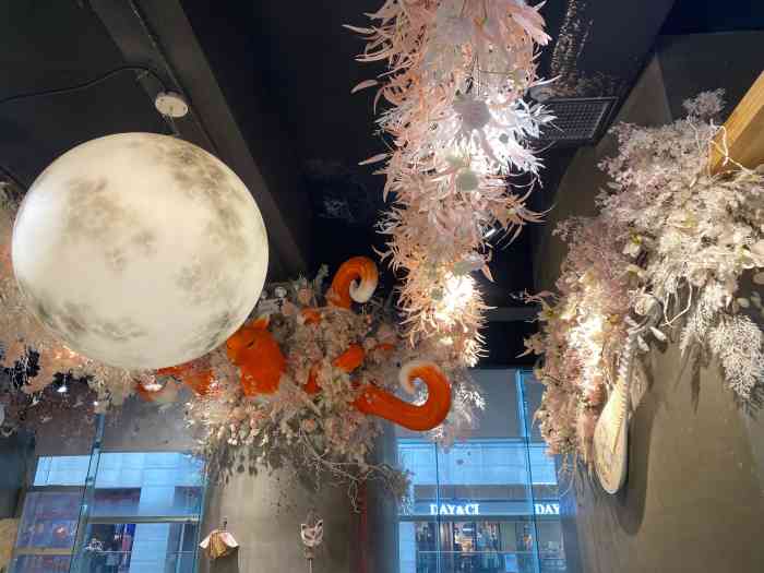 霓裳茶舞(九龙鼎店)-"茉海澜山★★★★★清香的茶配上奶,很好.