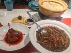 -荷塘秋月·本帮江浙菜(国权路店)