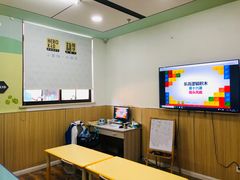-雄孩子机器人少儿编程STEM教育(迪诺水镇校区)