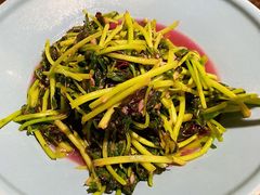 清炒苋菜-菲乐餐厅(三十年经营·湖滨路店)