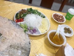 -官塘陈记鱼生·潮汕砂锅粥·牛肉火锅(潮枫路总店)