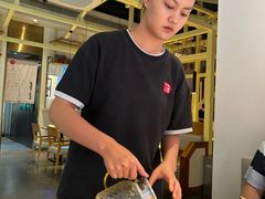 -关东小磨东北菜(上海长风大悦城店)