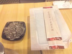 -华府九号海鲜烧烤大排档(龙域店)