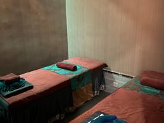 -东方浴足按摩保健中心