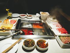 -海底捞火锅鲜切牛肉主题店(长寿路店)